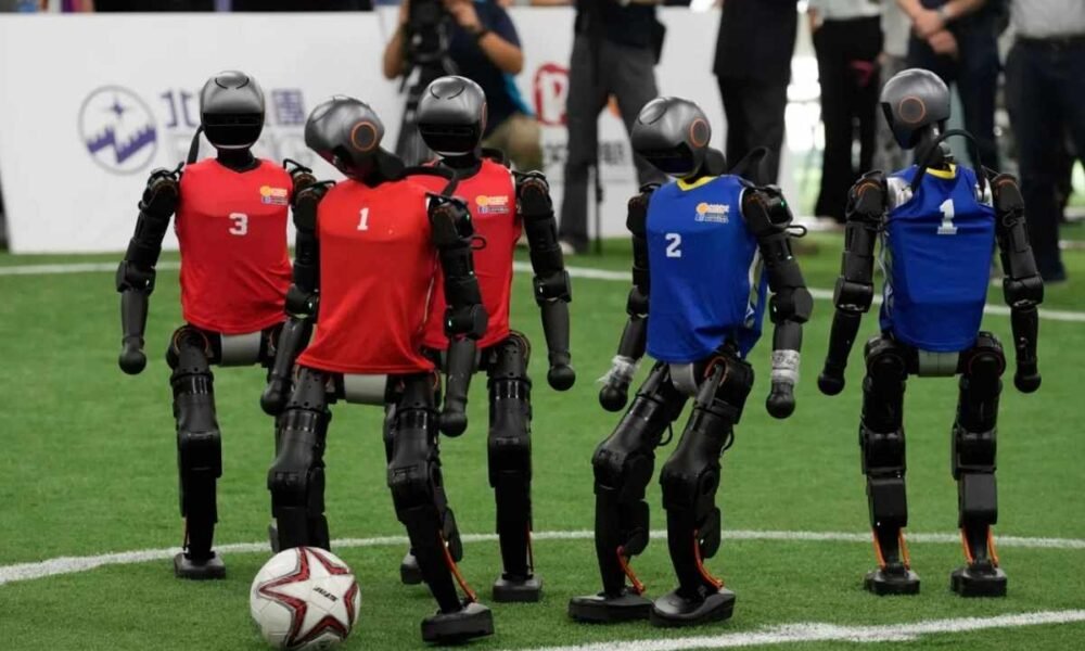 China inaugura el primer Mundial de Robots Humanoides